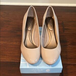 Life Stride Nude Patent Round-Toe Pumps